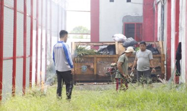 Implementasikan Kepedulian Lingkungan, Rutan Bengkulu Ajak WBP Gotong Royong