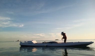 Di Pangkuan Laut, Perahu Menyimpan Cerita