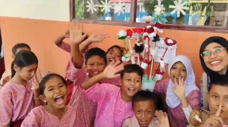 Penerima Beasiswa Karya Salemba Empat (KSE) Paguyuban Universitas Pattimura (Unpatti) gelar Edukasi Dan Lomba Ecobrick kepada siswa Sekolah Dasar (SD) Inpres 28 Nania Kota Ambon.